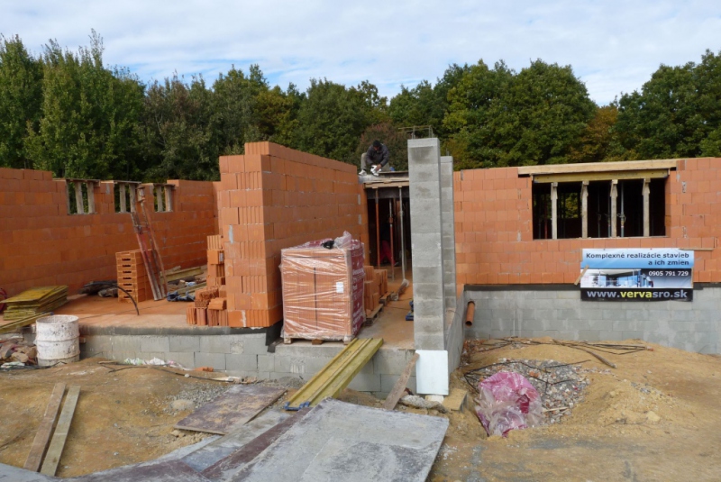 Projekty / Rodinný dom - hrubá stavba, zateplenie, Košice, Lorin