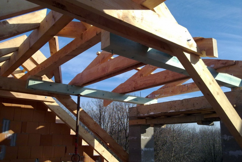 Projekty / Rodinný dom - hrubá stavba, zateplenie, Košice, Lorin