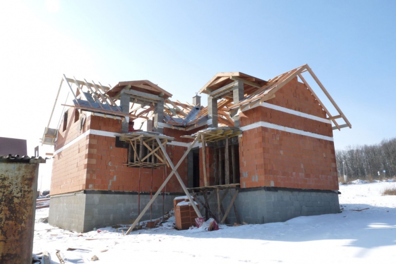 Projekty / Rodinný dom - hrubá stavba, zateplenie, Košice, Lorin