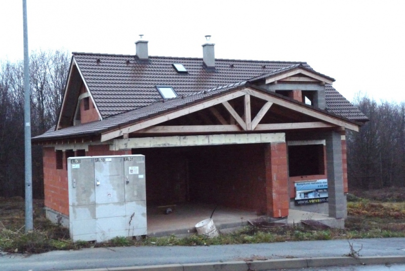Projekty / Rodinný dom - hrubá stavba, zateplenie, Košice, Lorin