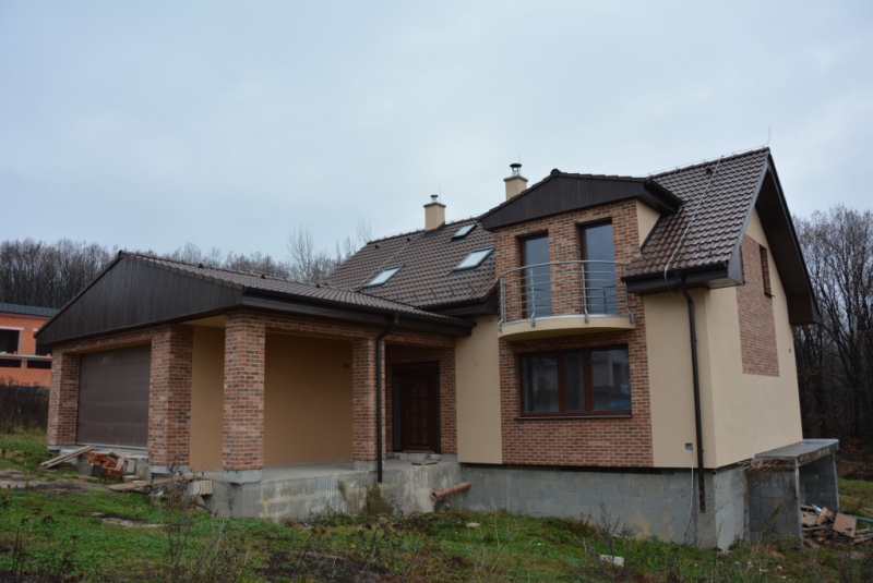 Projekty / Rodinný dom - hrubá stavba, zateplenie, Košice, Lorin