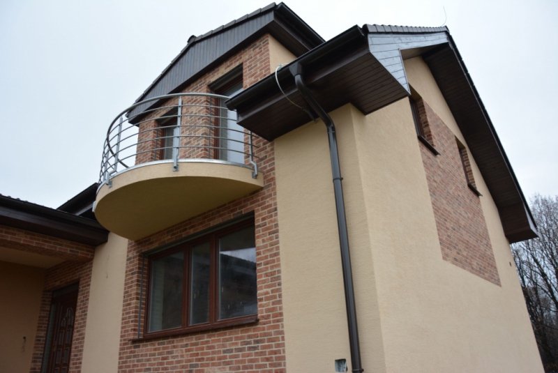 Projekty / Rodinný dom - hrubá stavba, zateplenie, Košice, Lorin