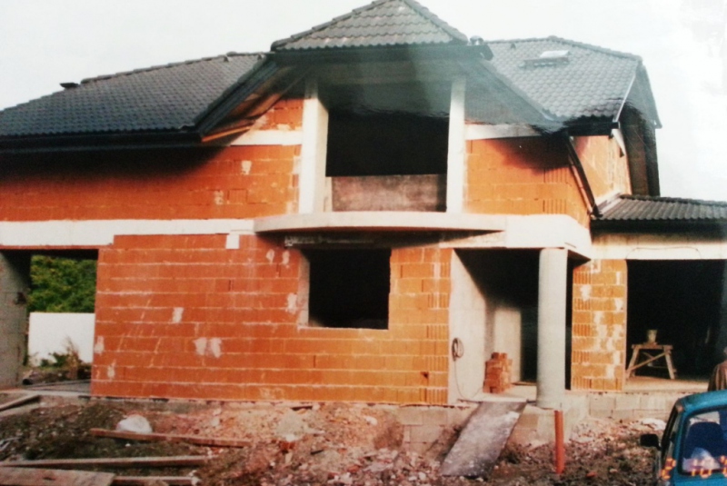 Projekty / Rodinný dom, Ražná ul., Košice 2002
