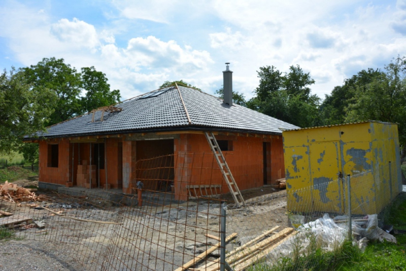 Realizácie / Rodinný dom - hrubá stavba, Hrašovík, 2015