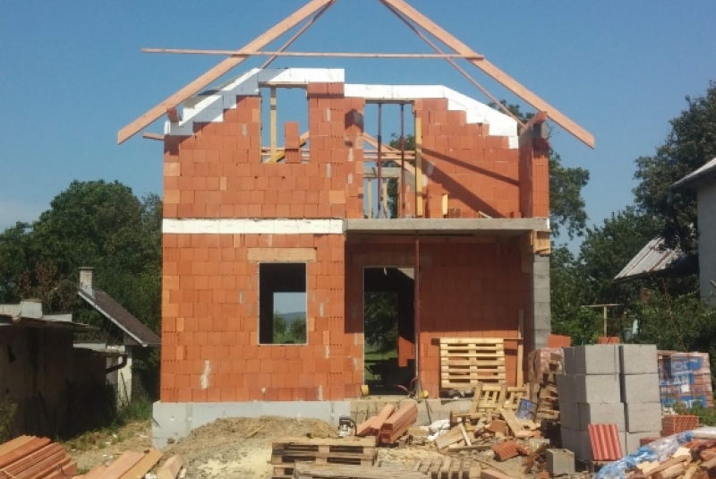 Realizácie / 134 - Rodinný dom - hrubá stavba a dokončovacie prá