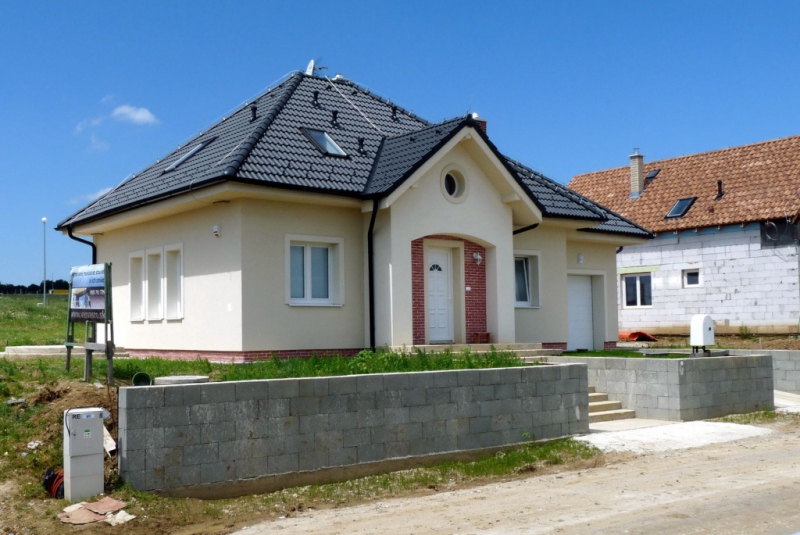 Projekty / Rodinný dom Lotos, Košice, Krásna nad Hornádom, 2009