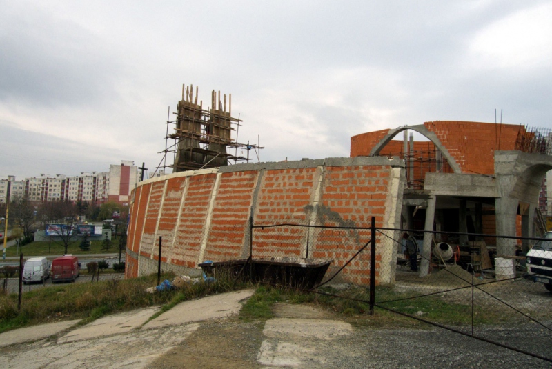Projekty / Kostol a fara KVP, Košice, 2000-2012