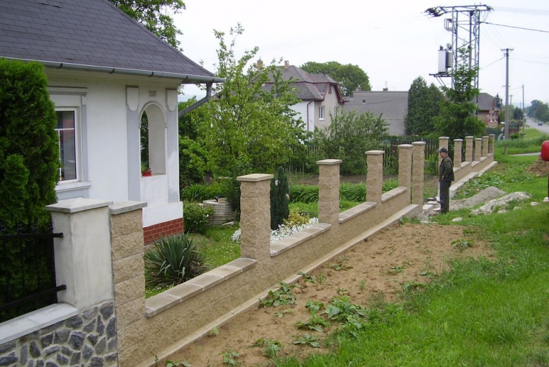 Projekty / Plot rodinného domu, Janovík 2008