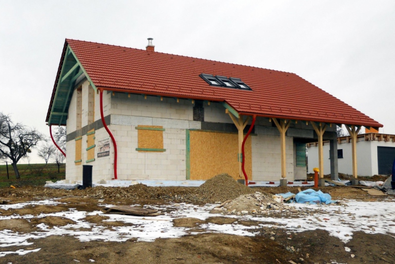 Projekty / Rodinný dom - hrubá stavba,  Rozhanovce, 2013