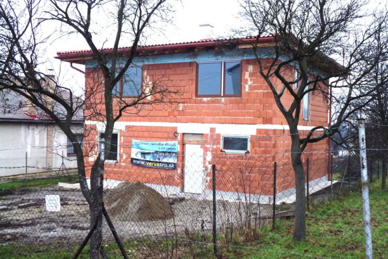 Projekty / Rodinný dom - hrubá stavba, Ďurkov, 2012
