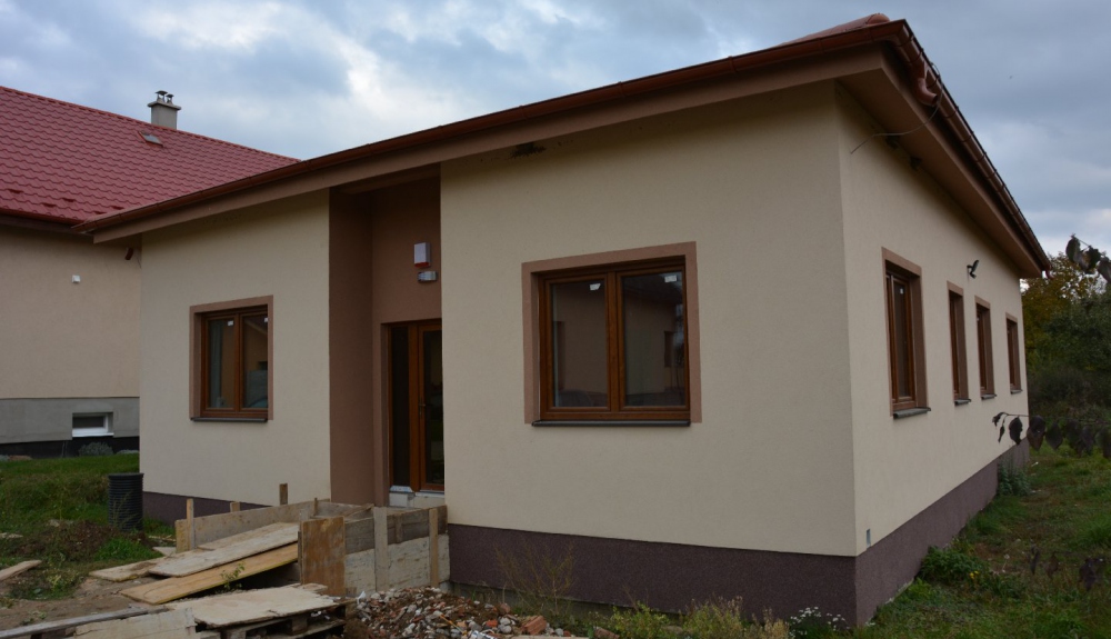 115 - Rodinný dom - hrubá stavba, holodom a dokončovacie práce, Šebastovce, 2015-2016