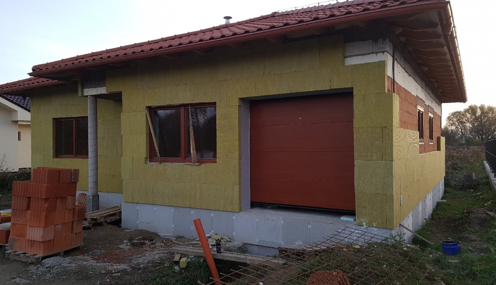 131 - Rodinný dom - hrubá stavba, holodom a dokončovacie práce, Košice Krásna, 2016-2017