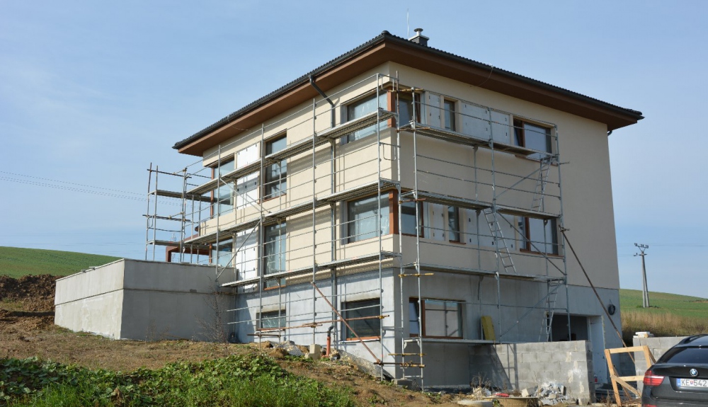 117 - Rodinný dom - hrubá stavba, Beniakovce, 2015-2016