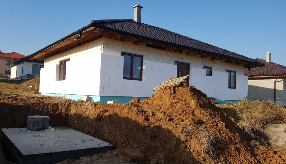 133 - Rodinný dom - dokončovacie práce, Krásna Košice, 2016-2017
