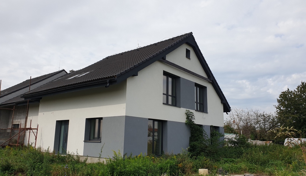 145 - Rodinný dom - dokončovacie práce, Kokšov Bakša, 2018 - 2019