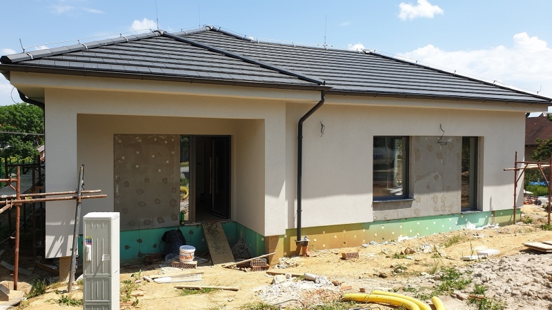 147 - Rodinný dom - hrubá stavba, holodom a dokončovacie práce, Rudník 2018 - 2019