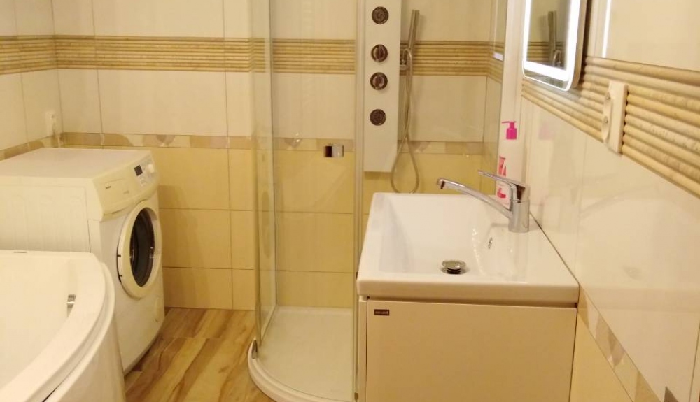 141 - Rodinný dom - rekonštrukcia kúpeľne, Janovík, 2018