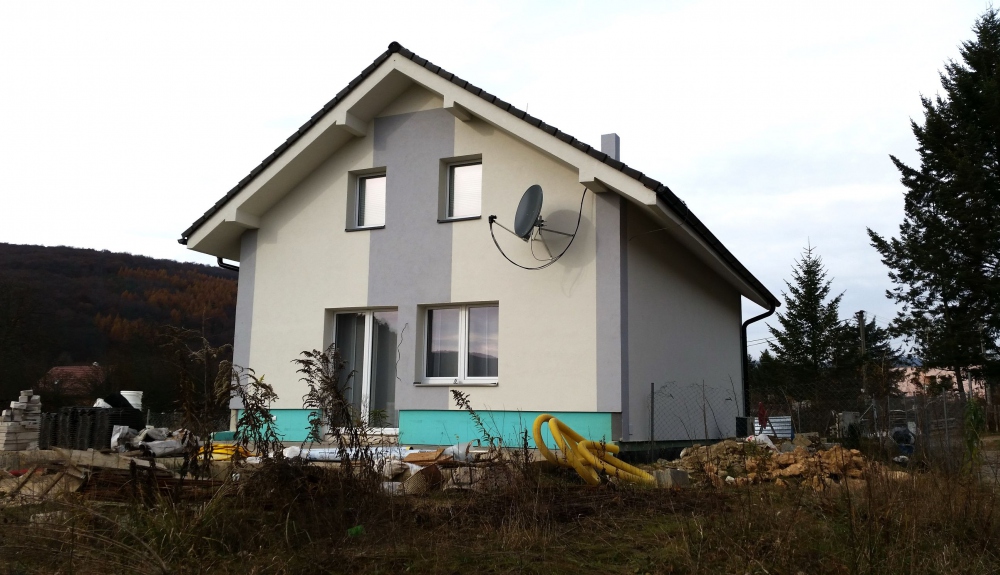 105 - Rodinný dom - zateplenie a omietnutie, Bukovec, 2014