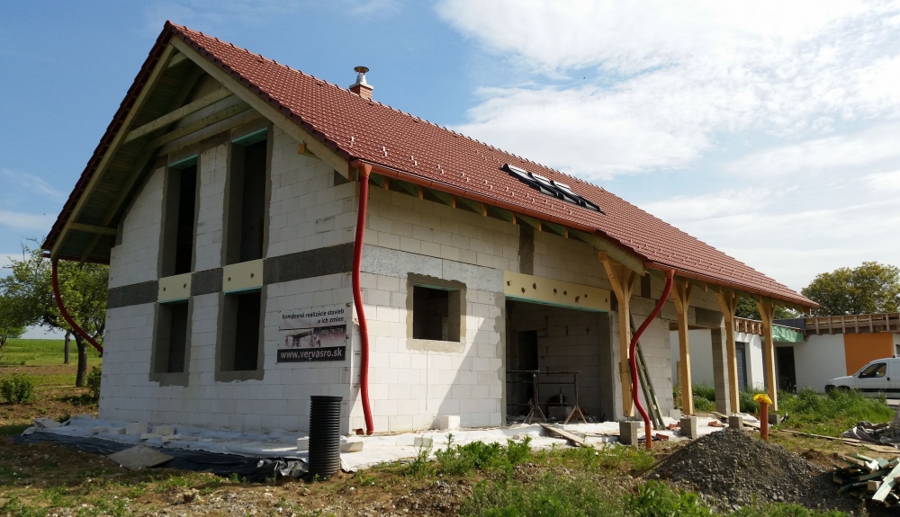 92 - Rodinný dom - hrubá stavba,  Rozhanovce, 2013