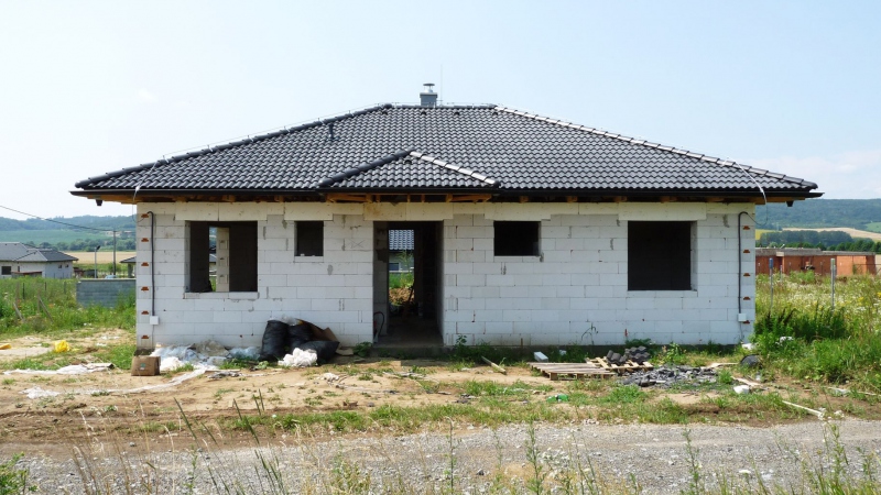 85 - Rodinný dom - hrubá stavba, Rozhanovce, 2012
