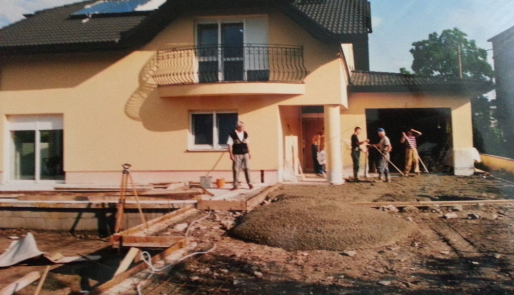 12 - Rodinný dom, Ražná ul., Košice 2002